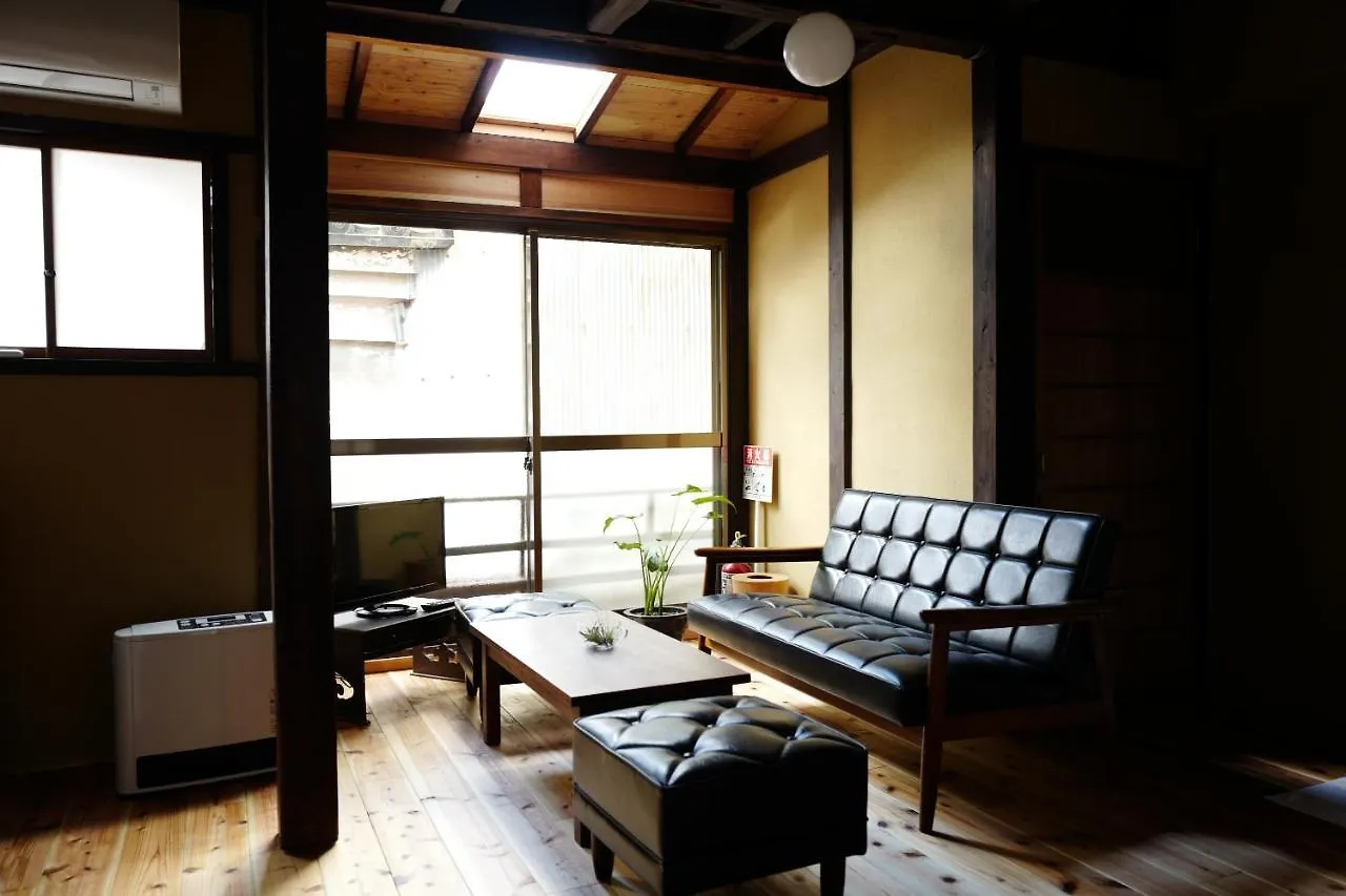 Honmachi-Shin South Villa Kyoto Japan